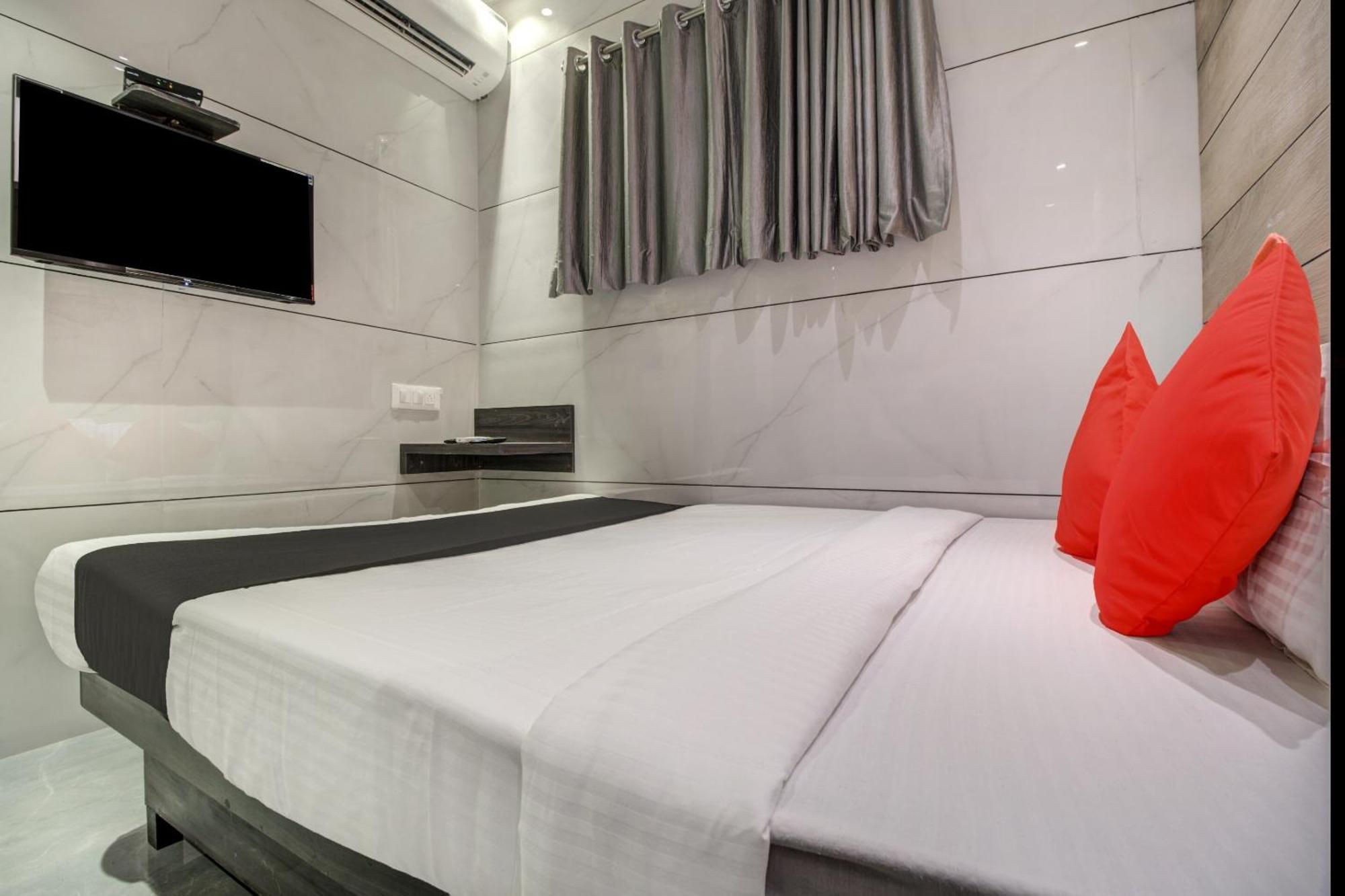 Hotel Spring Residency 孟买 外观 照片