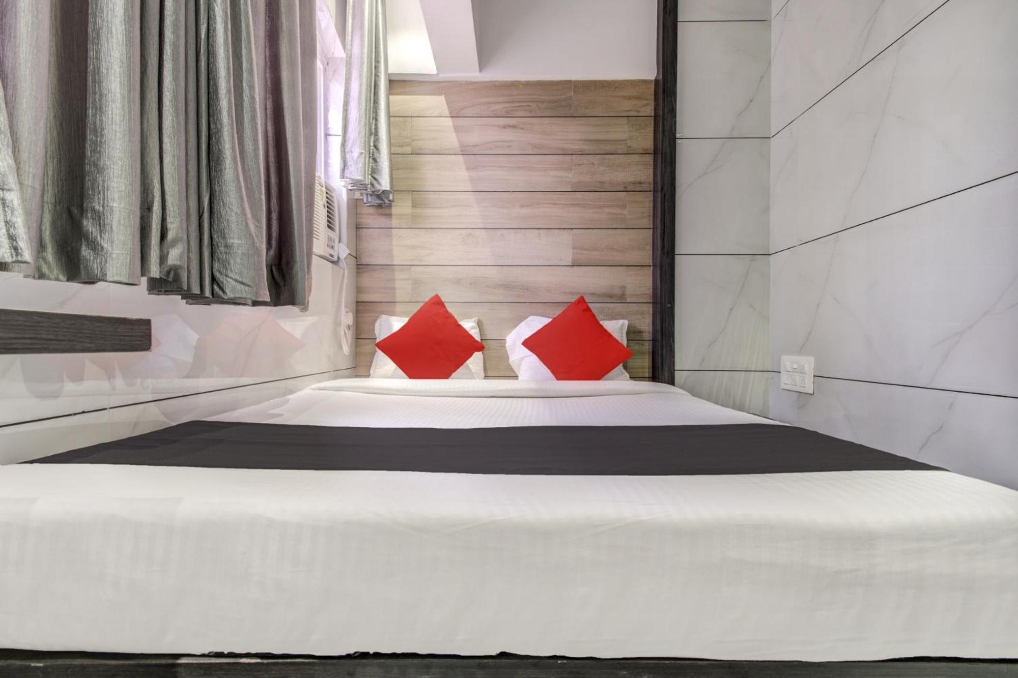 Hotel Spring Residency 孟买 外观 照片