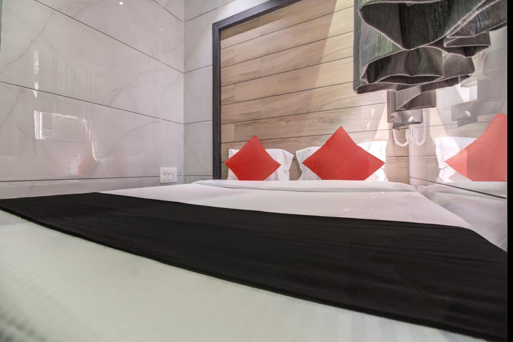 Hotel Spring Residency 孟买 外观 照片