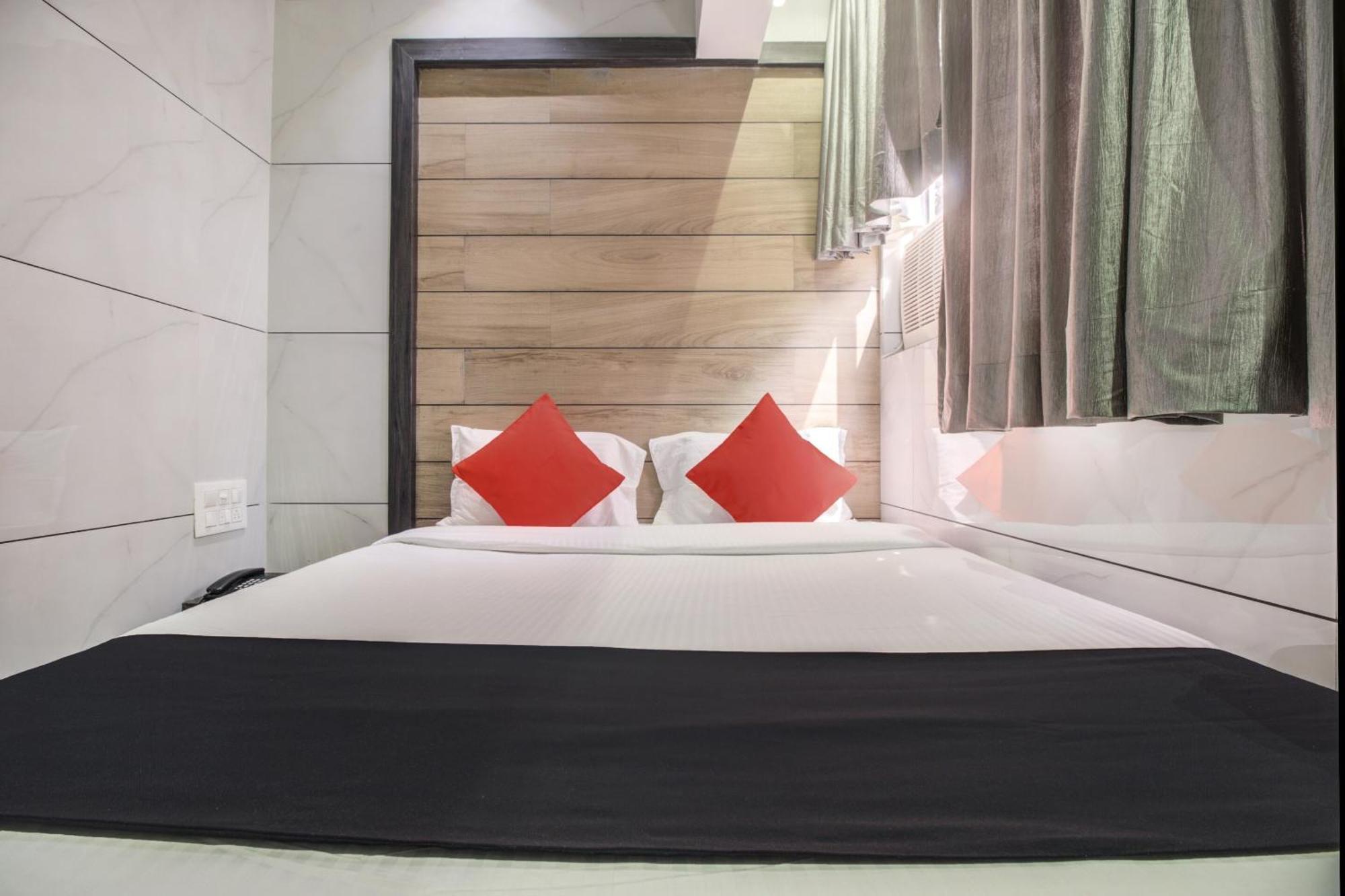Hotel Spring Residency 孟买 外观 照片